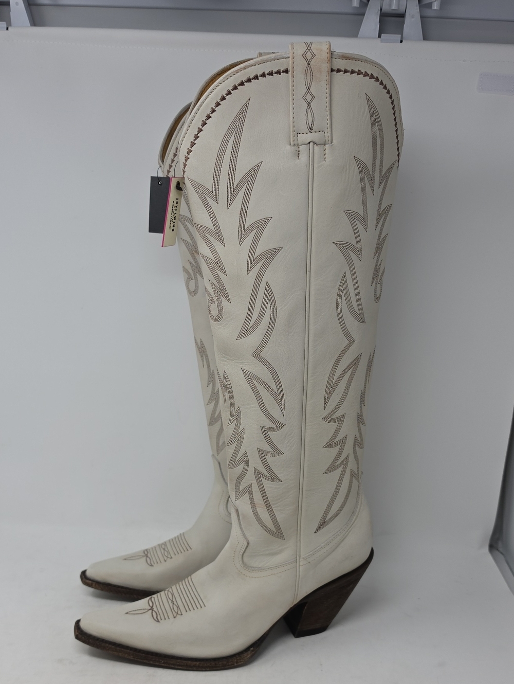 Idyllwind Women's Gwennie Tall Western Boots - Snip Toe Size 8